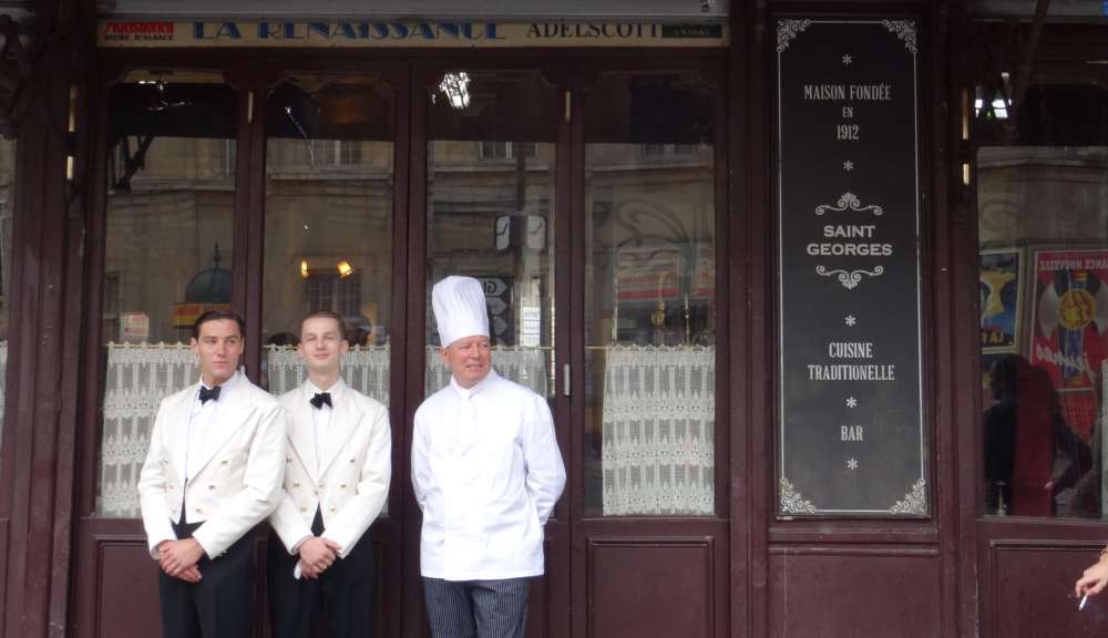 Rideaux cafés parisiens